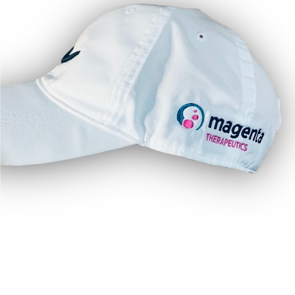 Nike Golf • White Velcro-Strap Cap / Hat - Picture 4 of 5